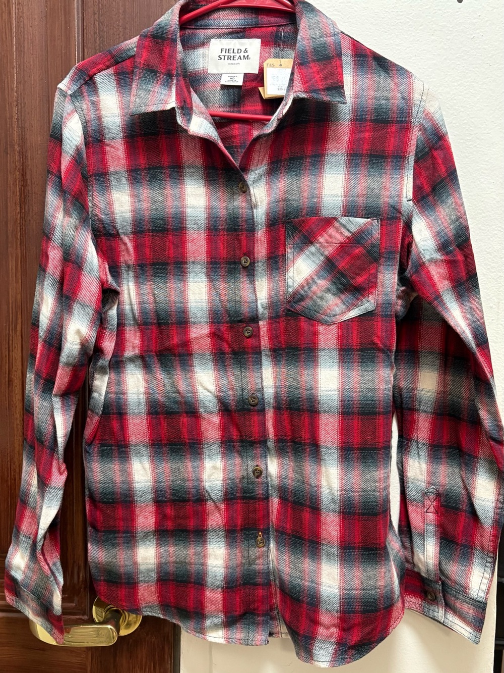 Field & Stream Red Black White Plaid Button-Up Shirt